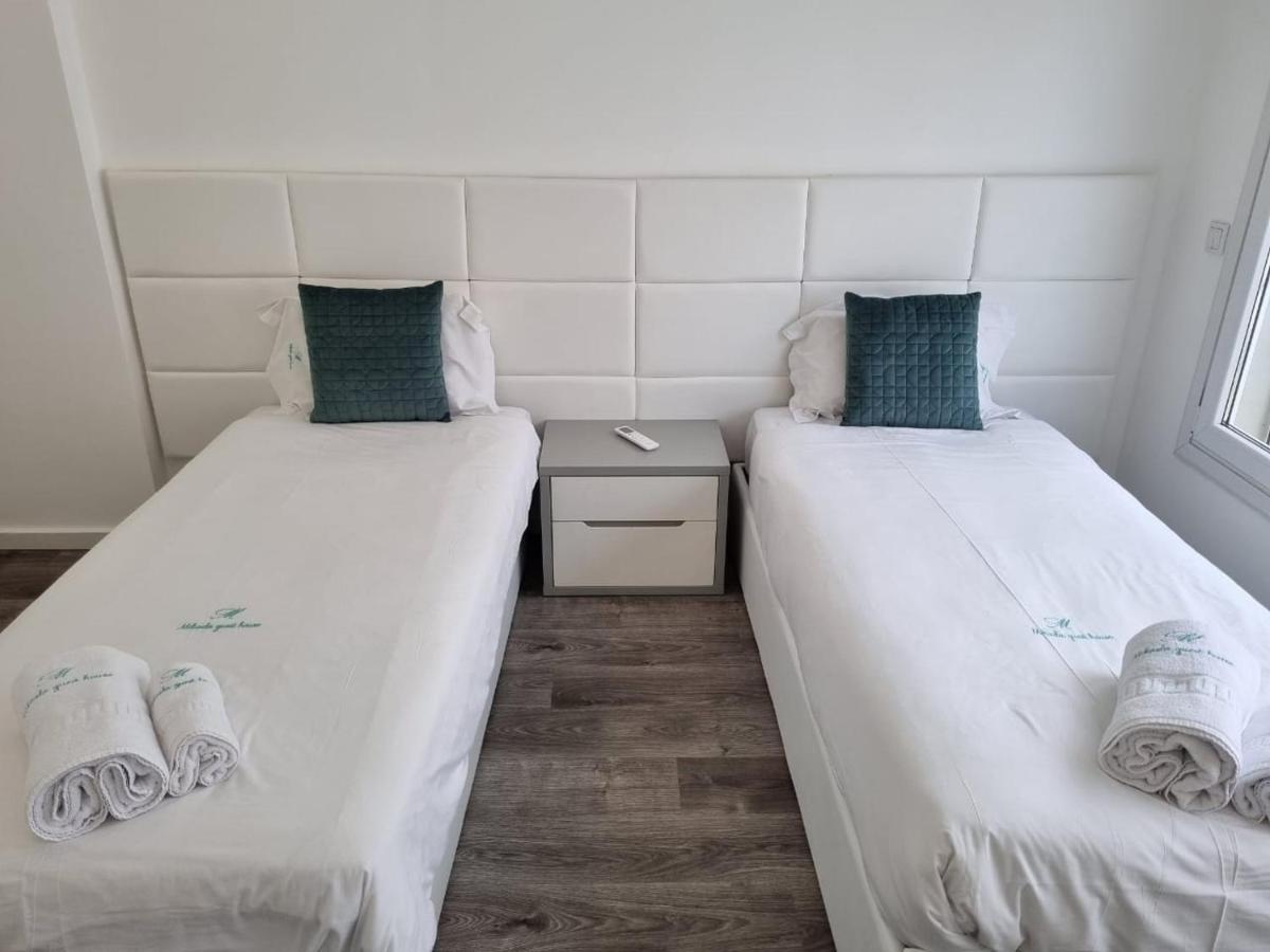 Mikaela Guest House 2 Ramada 外观 照片